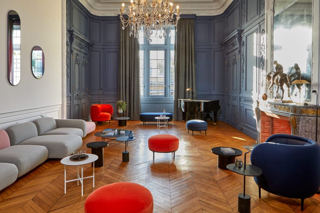 Salon Piano